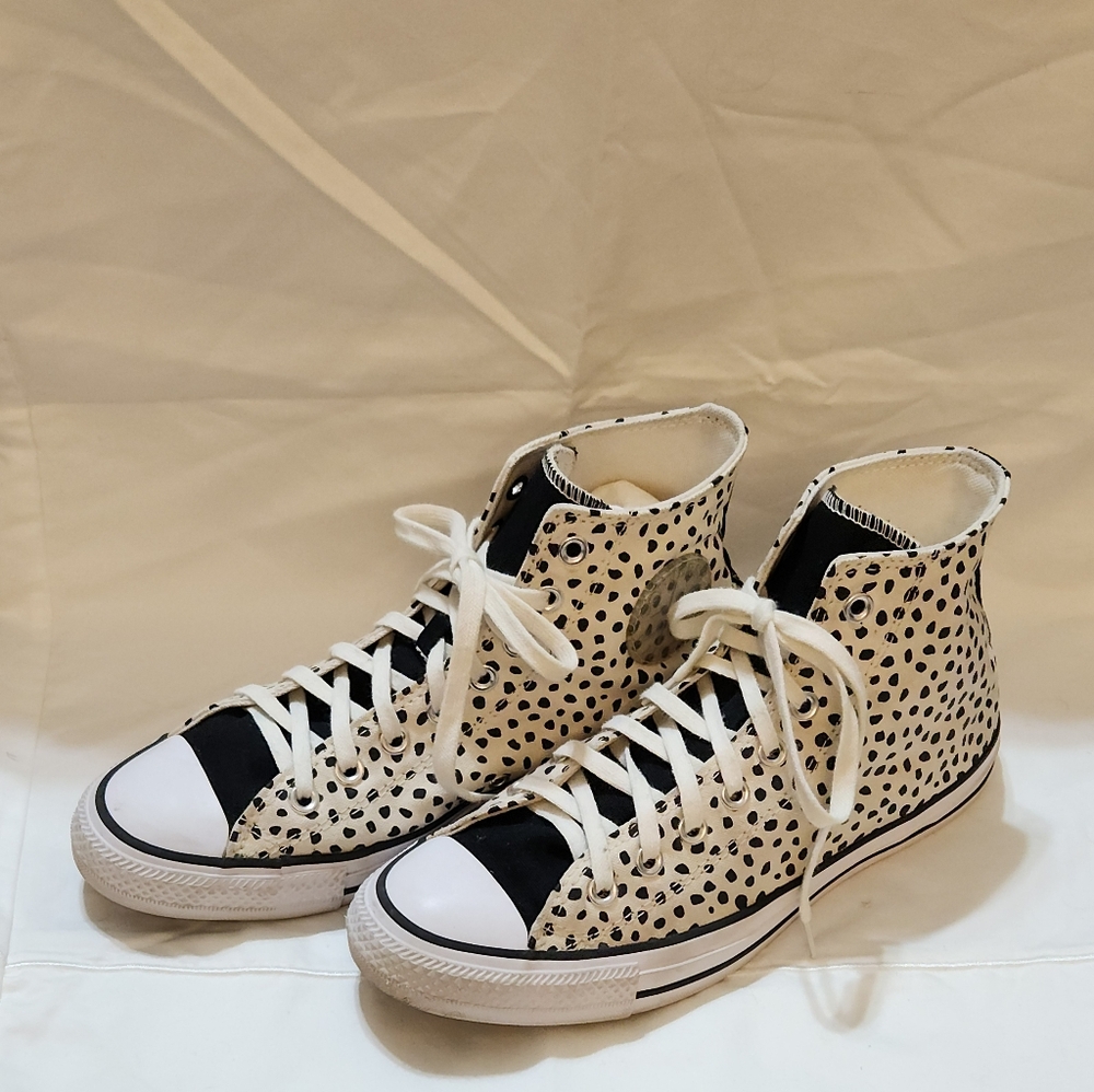 Women's Converse All Star Chuck Taylor High Welcome to the Wild Series- Leopard